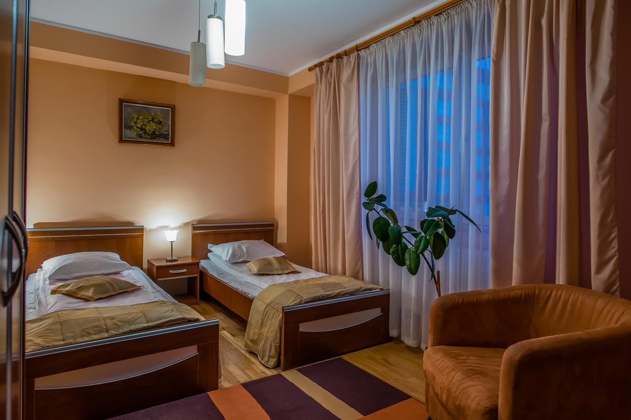 Hotel Maria Rădăuţi Exteriér fotografie